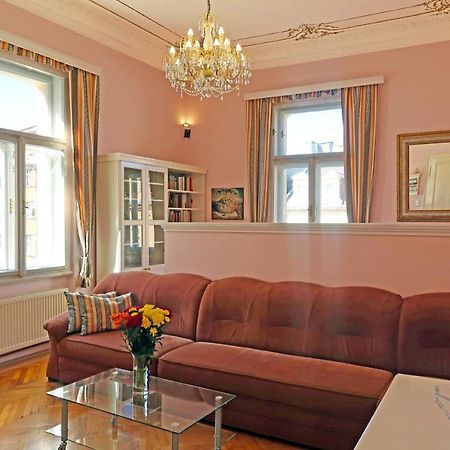 Apartment Themis Карлові Вари Екстер'єр фото