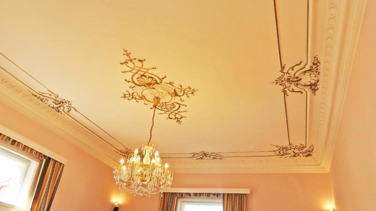 Apartment Themis Карлові Вари Екстер'єр фото